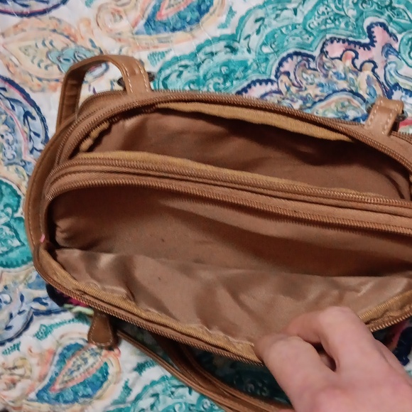 Purse - Picture 2 of 3